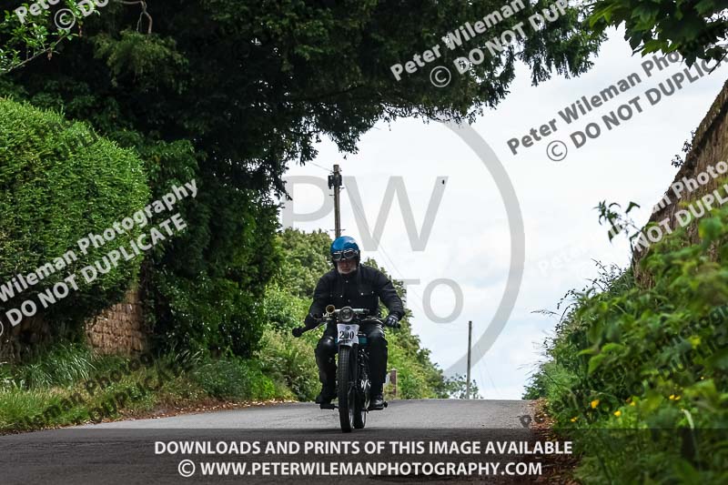 Vintage motorcycle club;eventdigitalimages;no limits trackdays;peter wileman photography;vintage motocycles;vmcc banbury run photographs